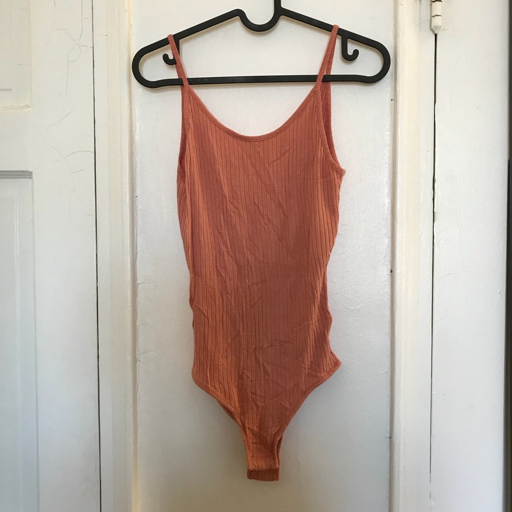 Ribbed body suit